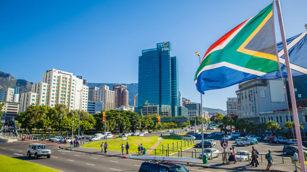 南アフリカ国民議会、大麻の個人使用を合法化する法案を可決