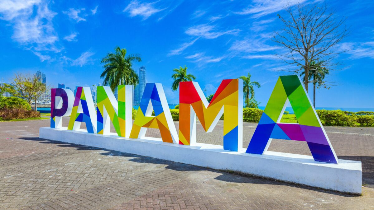 パナマ、医療用大麻製造ライセンスを初発行