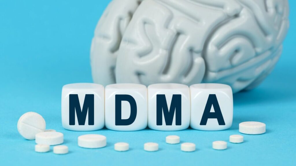PTSDに対するMDMA治療を米国FDAが優先審査すると発表　8月にも承認か